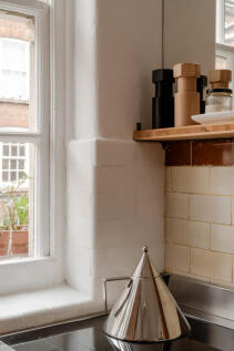 264828 - Peabody Estate, Camberwell Green SE5 -...