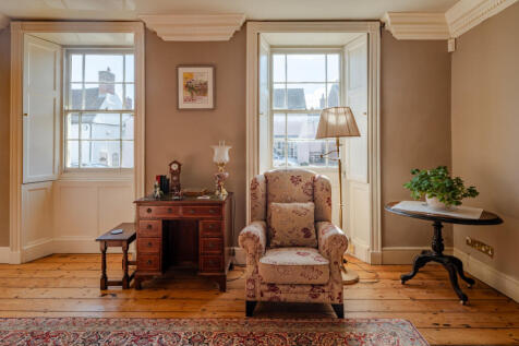 266457 - PH-hr-11.jpg