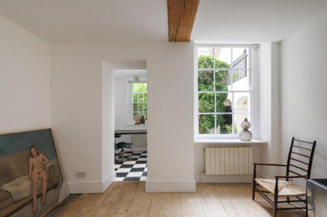 288631 - OldGloucesterStreetLondon-JSouteyrat-2...