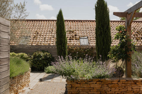 287970 - Coach House, Manor Farm, Brancaster-64...