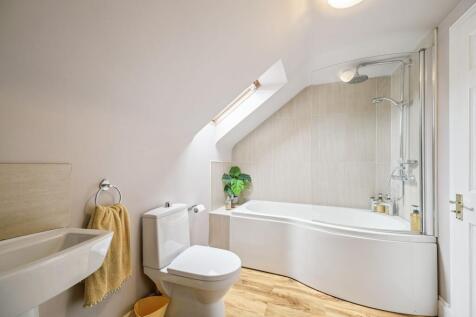 Family Bathroom Family Bathroom