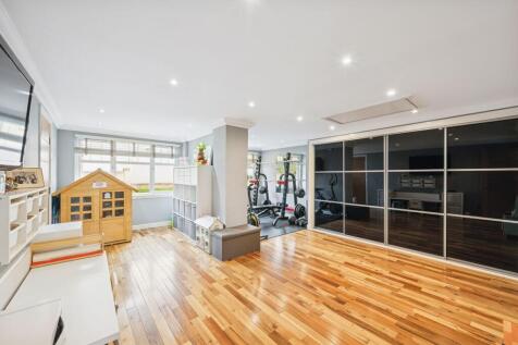 Garage Conversion - Playroom/ Gym