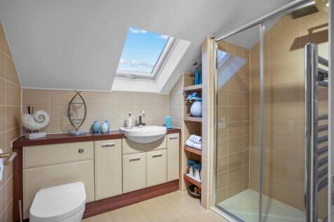 Bedroom Two En-Suite