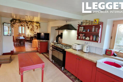Property Image 4