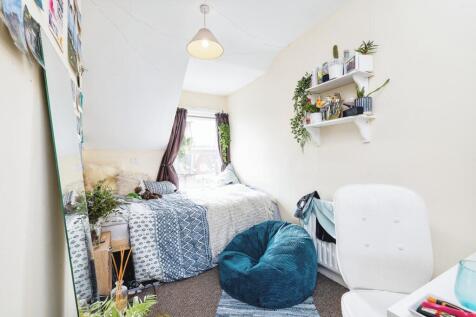 Bedroom Seven