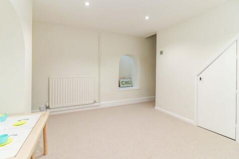 Bedroom/Reception 3