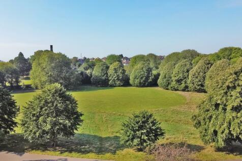 111 goldstone cres bn3 (2).jpg