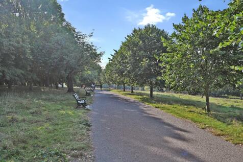 111 goldstone cres bn3 (23).jpg