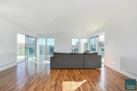 The South Penthouse Park Apartments bn (13).jpg
