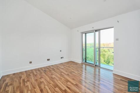 The South Penthouse Park Apartments bn (24).jpg
