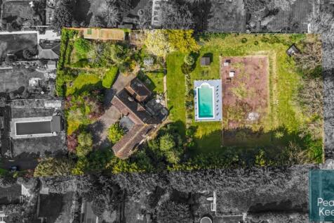 Mallory Road, 27-049-Logo.jpg