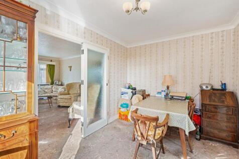 5 Shirley Avenue Full Res-12.jpg