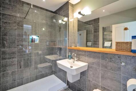 Bed 6 En-Suite