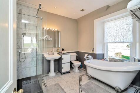 Bed 1 En-Suite