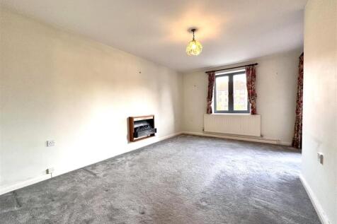 Large Lounge/Diner 477