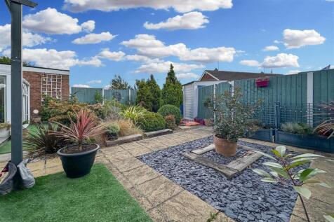 Established Garden 458