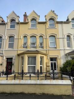 flat 3 front.jpg
