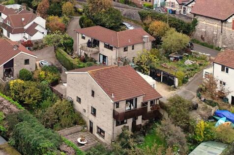 4/5 bed detached house for sale Kew Fields, Westo