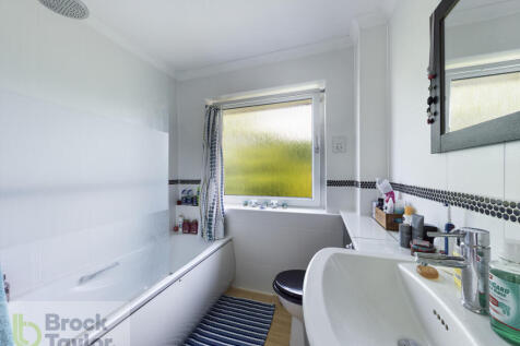 CAM00470P1-PR0038-STILL03