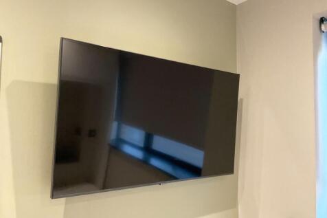 43&#34; Smart TV