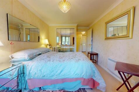 Henbury Court Bedroom