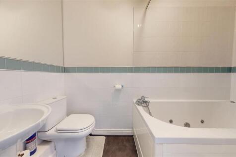 Darent Road Bathroom