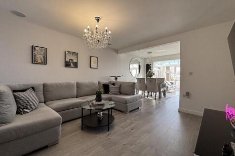Lounge Dual Aspect