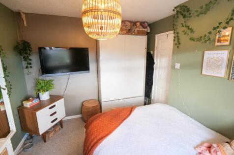 Bedroom Three Duel Aspect