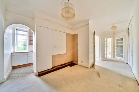 1305611-19-6846a4...