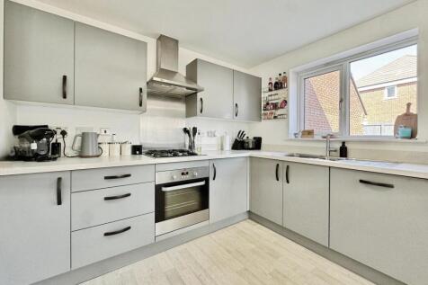 27 Oak Tree Road, Great Glen, Leicester, LE8 9HP