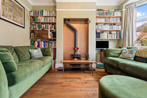 8, Thurlow Road, Leicester, LE2 1YE