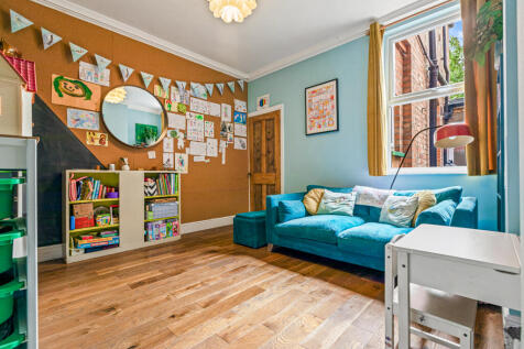 8, Thurlow Road, Leicester, LE2 1YE