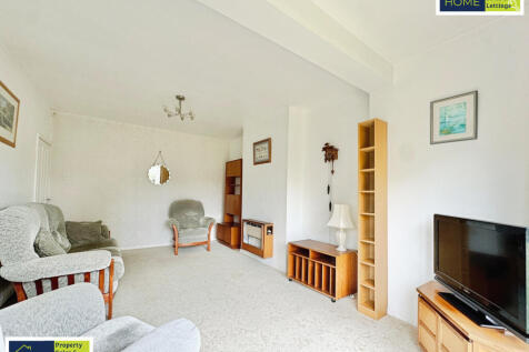 53 Lamborne Road, Leicester, LE2 6HQ