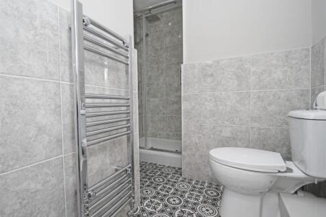 Pic 15 - 12 Ulster Street.jpg