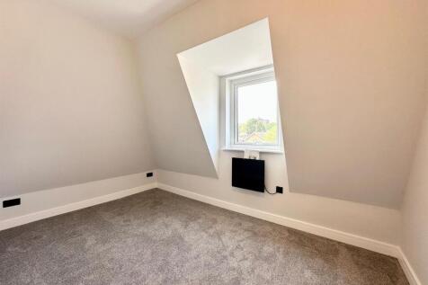 WhatsApp Image 2025-06-20 at 18.11.24 (3).jpeg