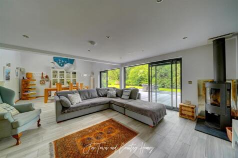 The Lake House (7).j