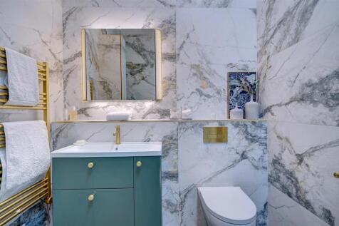 Arrow House (12).jpg