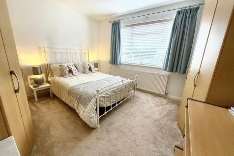 Downstairs Bedroom 2