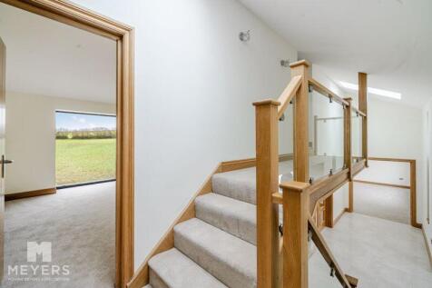 Oak Wood Detailing Throughout