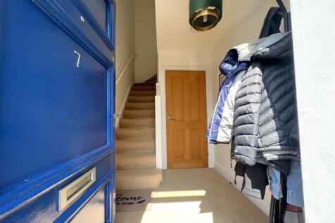 Entrance Hall.JPG