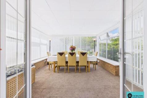 Dining Room/Sun Room