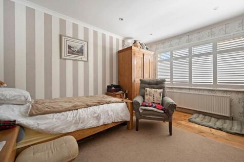 Bedroom 2 angle  Dorset Rd.jpg