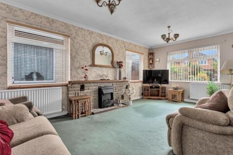 Ripston Way Bedroom Living.jpg