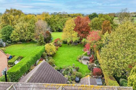 DJI_20251030132251_0812_D-DJI_20251030132251_0816_