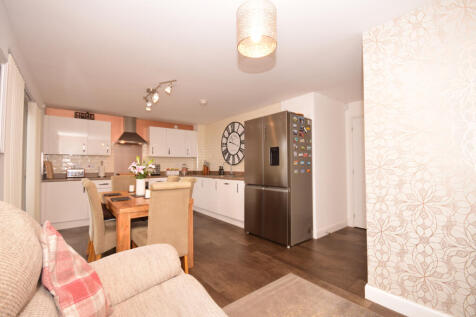 Kitchen/Dining/Family