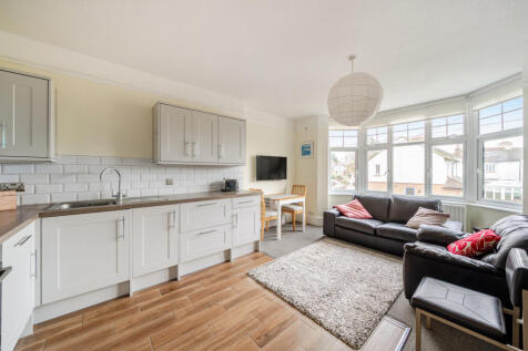 1384137-7-69248f6...