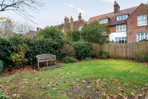 1384137-12-692490...