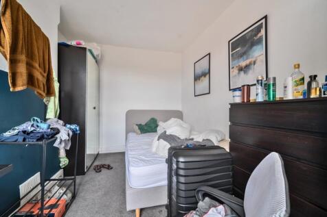 1319972-7-686be6610f4cd