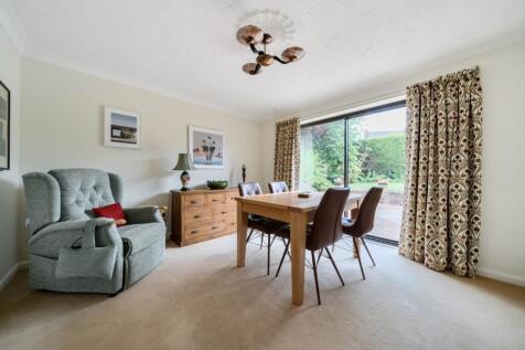 1325575-9-6880c9207c10c