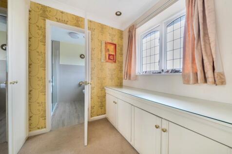 1325575-7-6880c90e4dc58